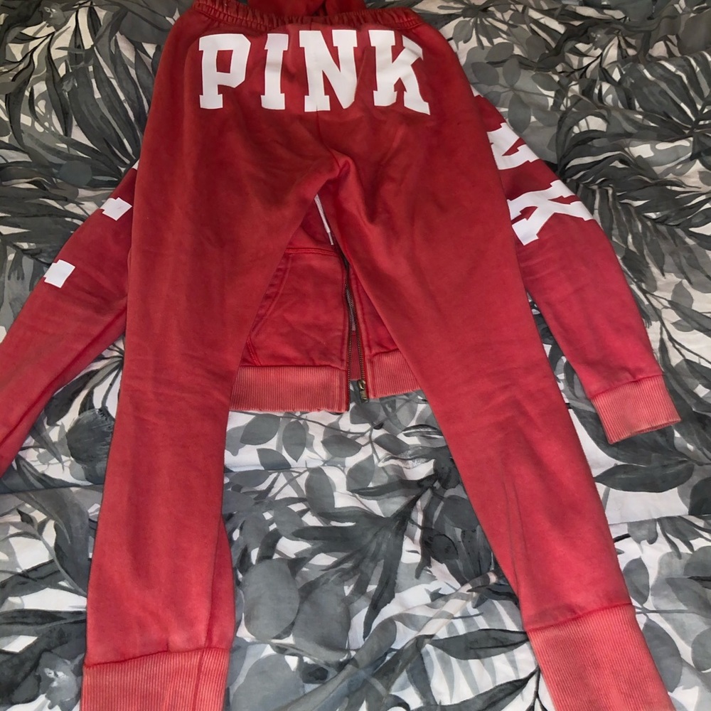 Victoria’s secret pink sweatsuit